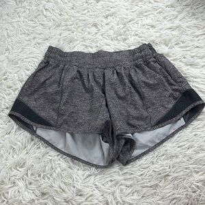 Lululemon Hotty Hot Short II *2.5" Heather Lux Multi Black / Heathered Black